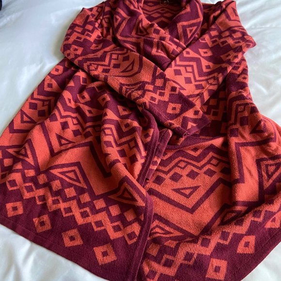 Tribal Print Sweater by Urban Outfitters - Picture 3 of 5